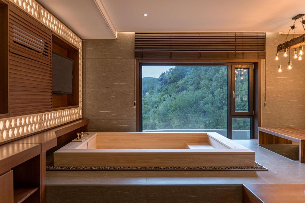 Yeonhwamun Hotel Yeongdeok Eksteriør billede