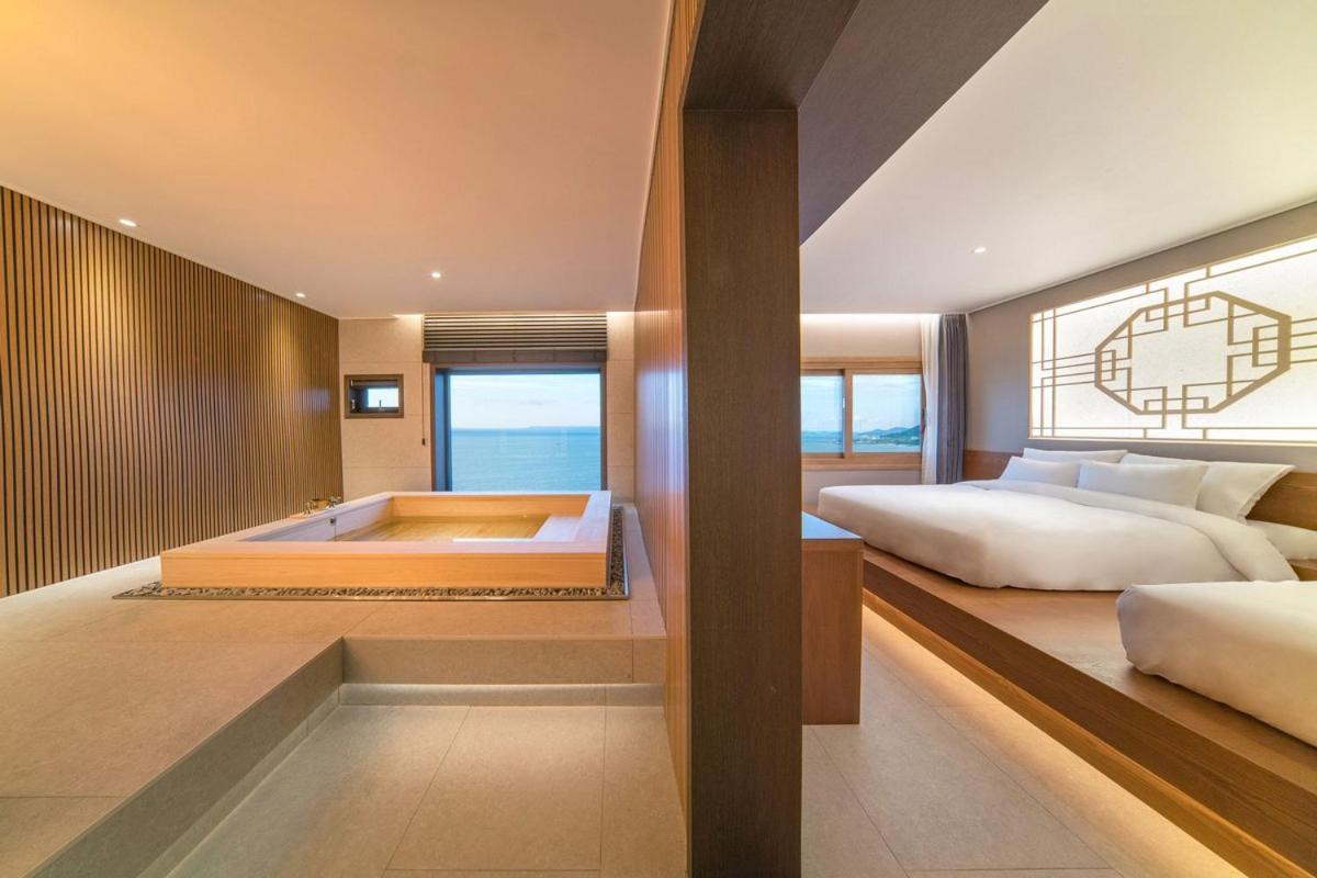 Yeonhwamun Hotel Yeongdeok Eksteriør billede
