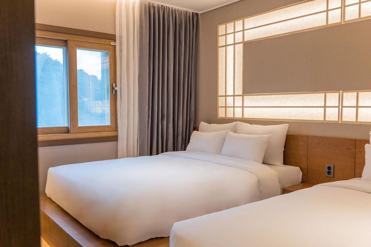 Yeonhwamun Hotel Yeongdeok Eksteriør billede